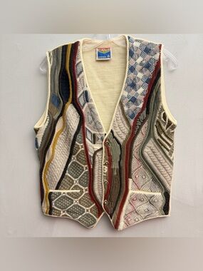 Vintage Aklanda Australia Coogi Inspired 3D Textured Knit Vest, Size Small